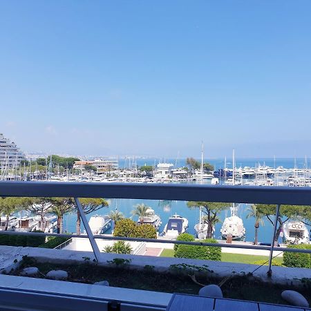 Apartments At Commodoro Villeneuve-Loubet Exteriör bild