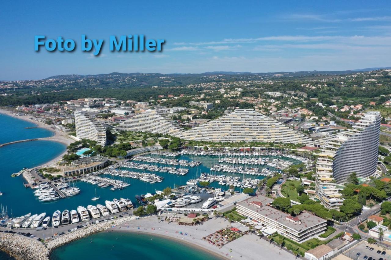 Apartments At Commodoro Villeneuve-Loubet Exteriör bild