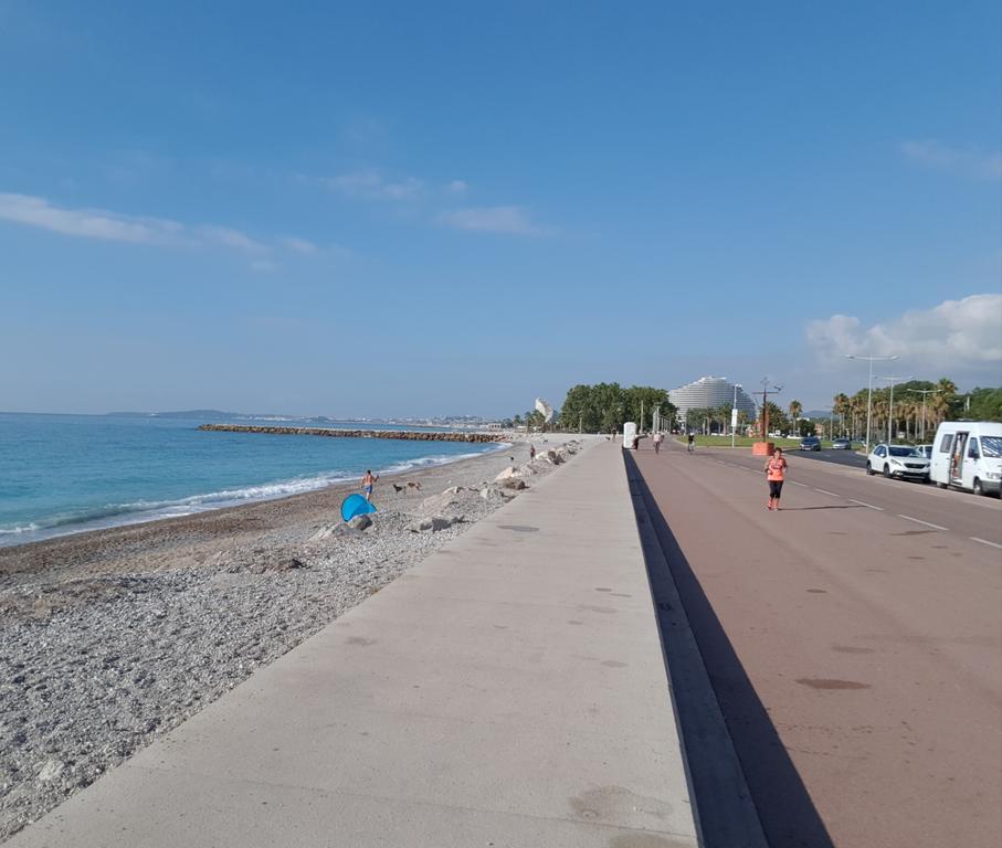 Apartments At Commodoro Villeneuve-Loubet Exteriör bild